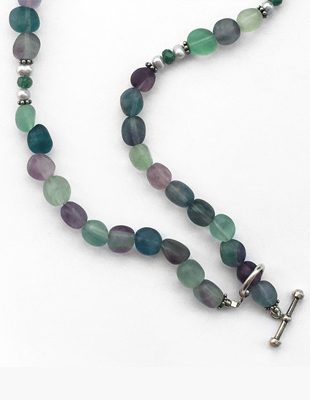 Green Aventura Necklace and Mother of Pearl
