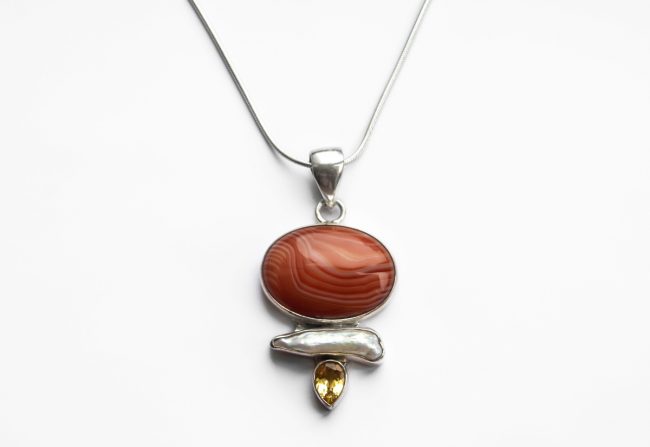 Red Sandonyx Pearl Necklace | Gifted Unique
