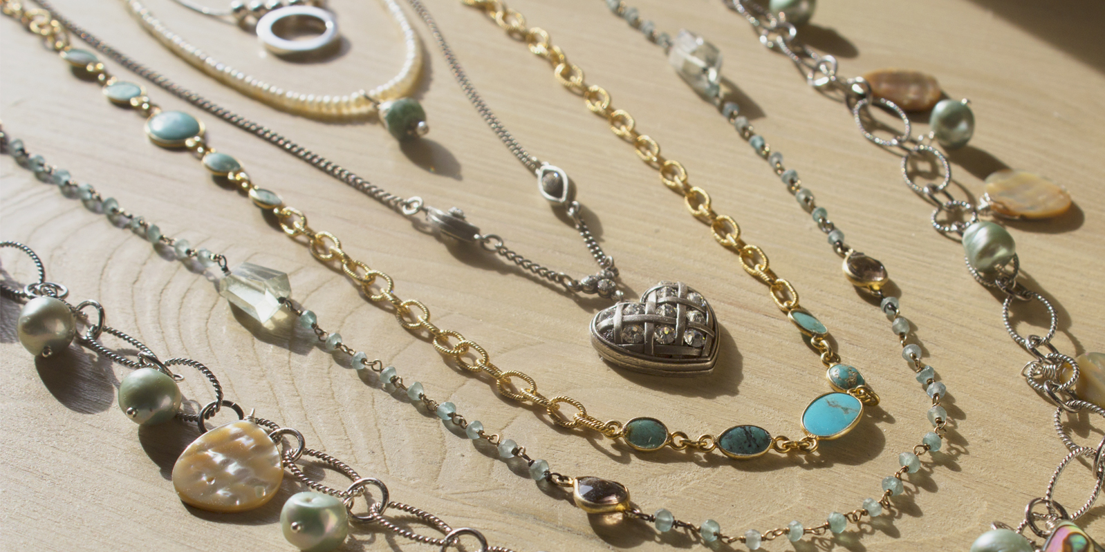 Layered necklaces: get the look right!
